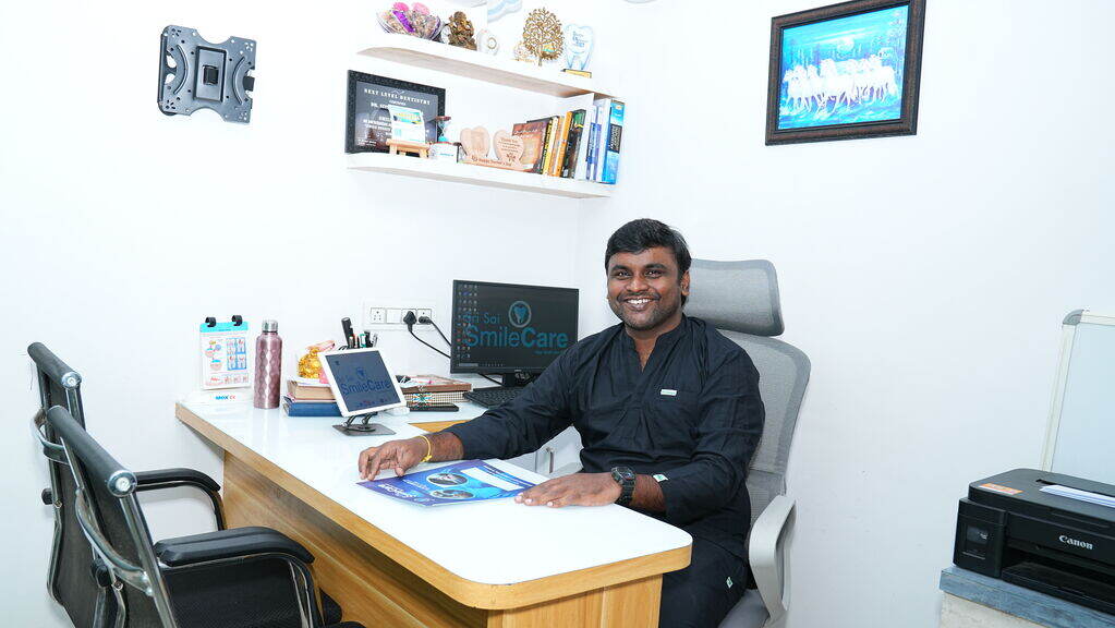 Siva Kumar Gudala MDS in Prosthodontics and Implantolgy in PM Palem Visakhapatnam